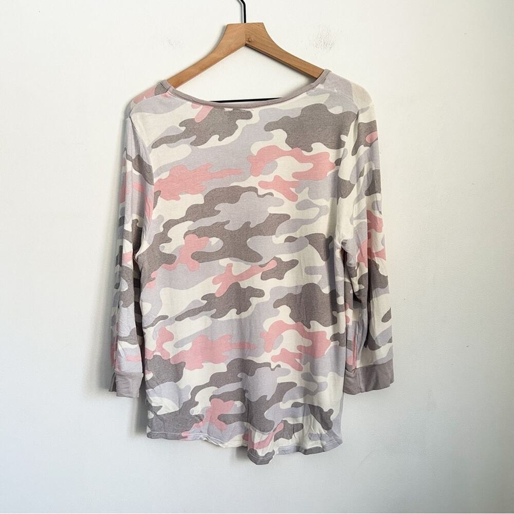 Koolaburra by UGG Army Print Lounge Top Pink Purple Size M - Picture 5 of 9